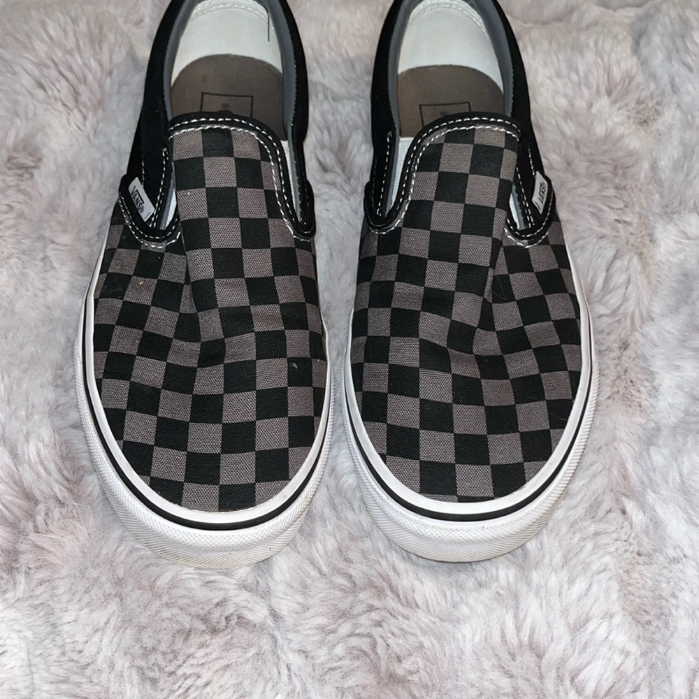 Black Checkered Vans size 7.5 in Mens 9.0 in Women’s!